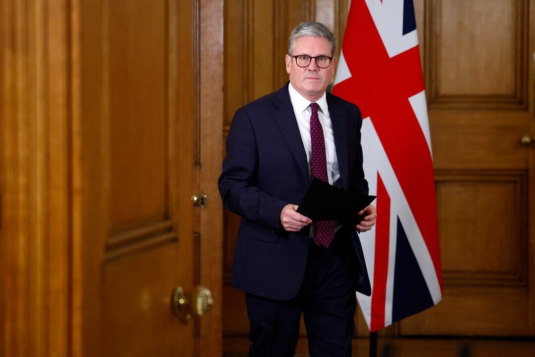 UK Withdraws Embassy Staff from Iran Amid Regional Tensions