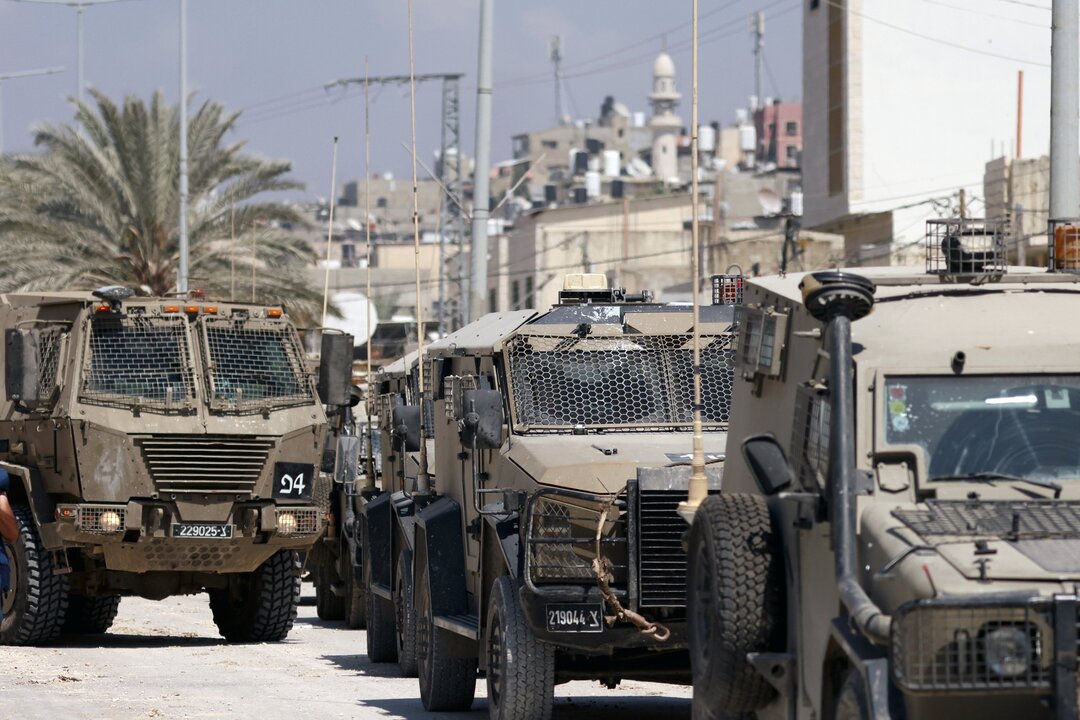 Serbia Ceases Arms Sales to Israel Amid Gaza Conflict