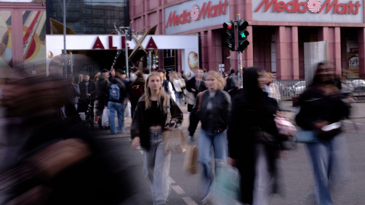 Belgian Business Confidence Climbs for Third Consecutive Month