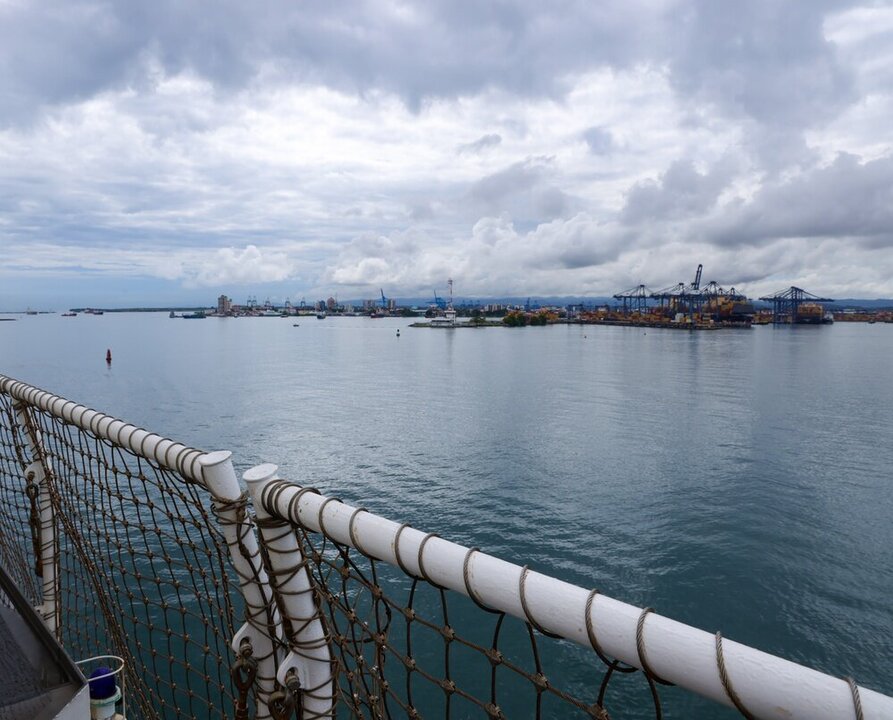 USNS Comfort Arrives in Colón, Panama for Humanitarian Mission