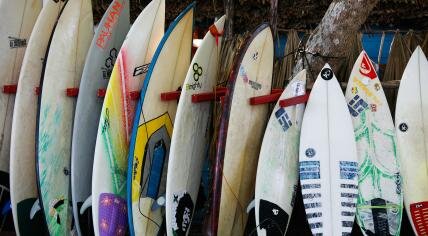 Amsterdam Plans Wave Pool in Historic Canal