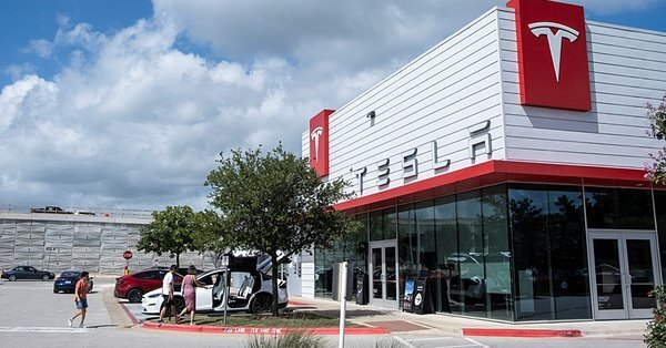 Tesla Sales Plunge in Germany Amid Auto Market Challenges