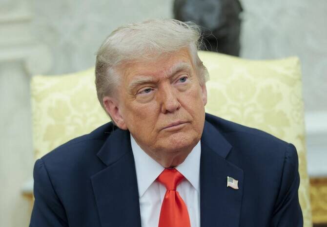 Trump Imposes 30% Tariffs on Mexico and EU Goods, Raising Pressure for Trade Deals