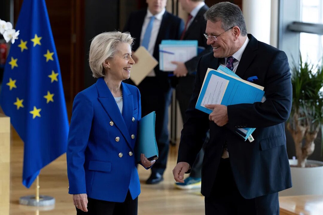 European Union Delays Retaliatory Tariffs Amid Negotiations