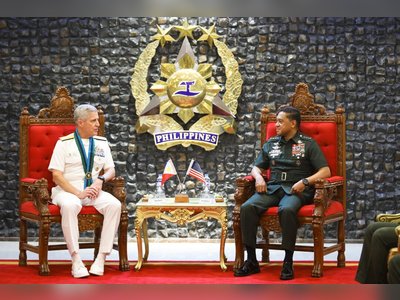 US Pacific Fleet Commander Visits Philippines to Reinforce Security Cooperation