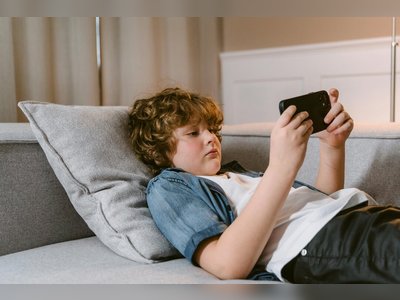 France Expands Online Protections for Minors with New App Trial