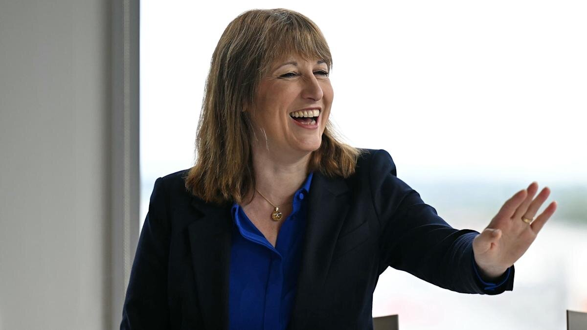 UK Treasury Chief Announces Financial Services Deregulation