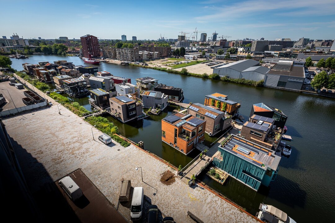 Floating Gardens Apartments Project Showcases Amsterdam Innovation