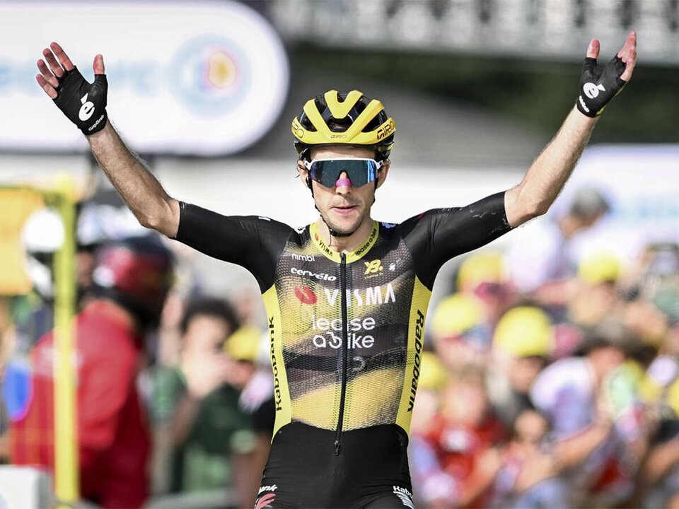 Tour de France Stage 11 Resumes with Ben Healy in Yellow Jersey