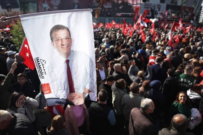 Istanbul Mayor Receives New Jail Term for Alleged Insult of Prosecutor