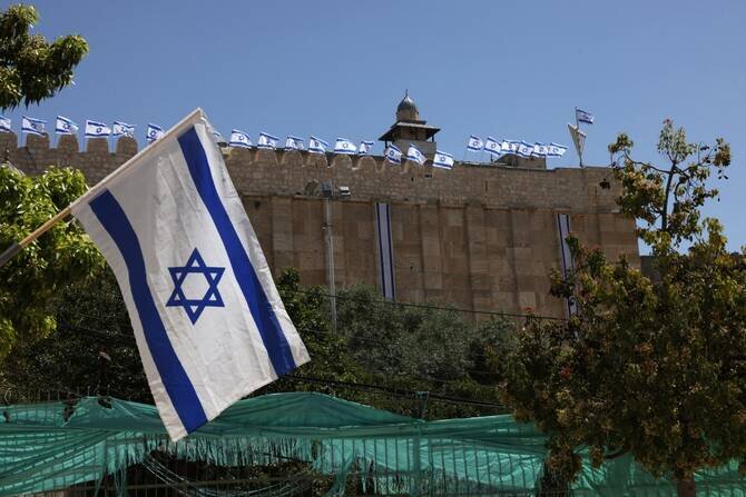 Palestinian Authority Concerned Over Israeli Plan to Transfer Control of Hebron's Ibrahimi Mosque