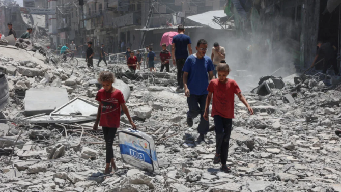 UK Foreign Secretary Considers Sanctions Against Israeli Minister Over Gaza Camp Plans