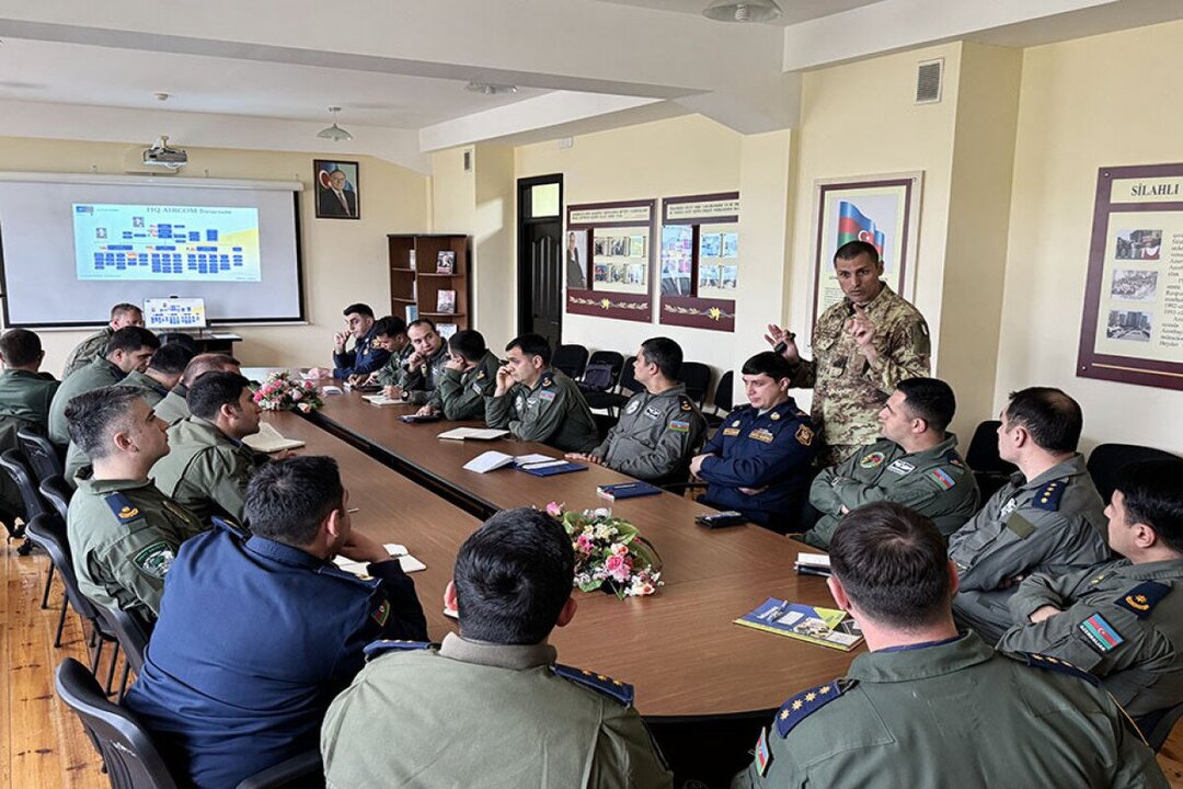 NATO Mobile Training Team Enhances Air Planning Cooperation with Serbia