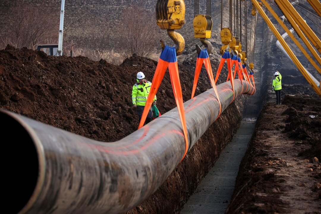 Hungary-Serbia Oil Pipeline Advances Regional Energy Security