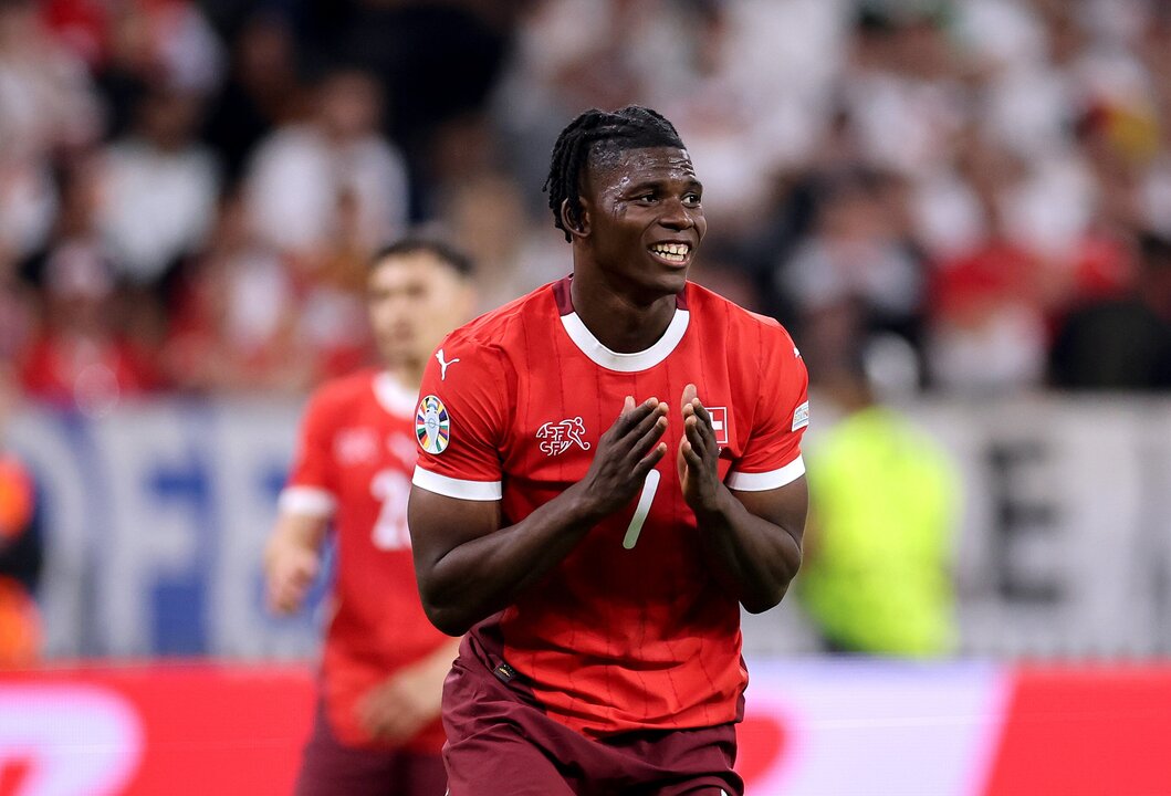 AC Milan Pursues Monaco’s Breel Embolo in Striker Hunt