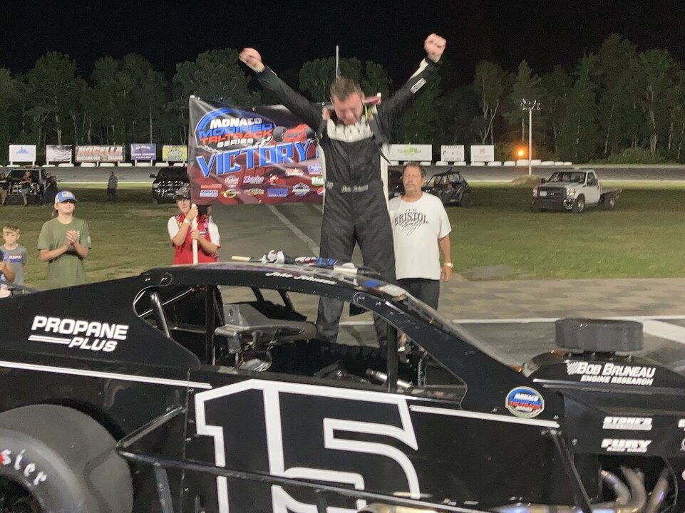 Jake Johnson Claims Victory in Modified Masters at Stafford