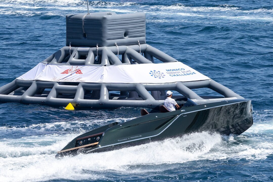 Porsche and Frauscher Set New Speed Record in Monaco