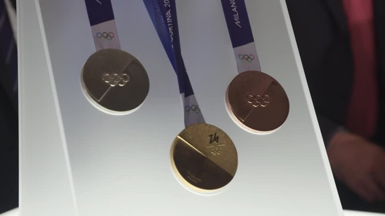 L'Italia svelerà le medaglie olimpiche per Milano Cortina 2026