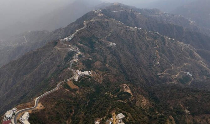 Jazan's Black Mountain Gains Popularity as Saudi Arabia Promotes Ecotourism