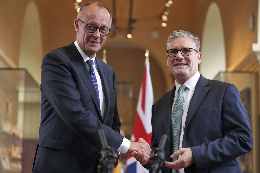 UK-Deutschland-Vertrag zur Einbeziehung einer direkten Eisenbahnverbindung und moderner Grenzkontrollen