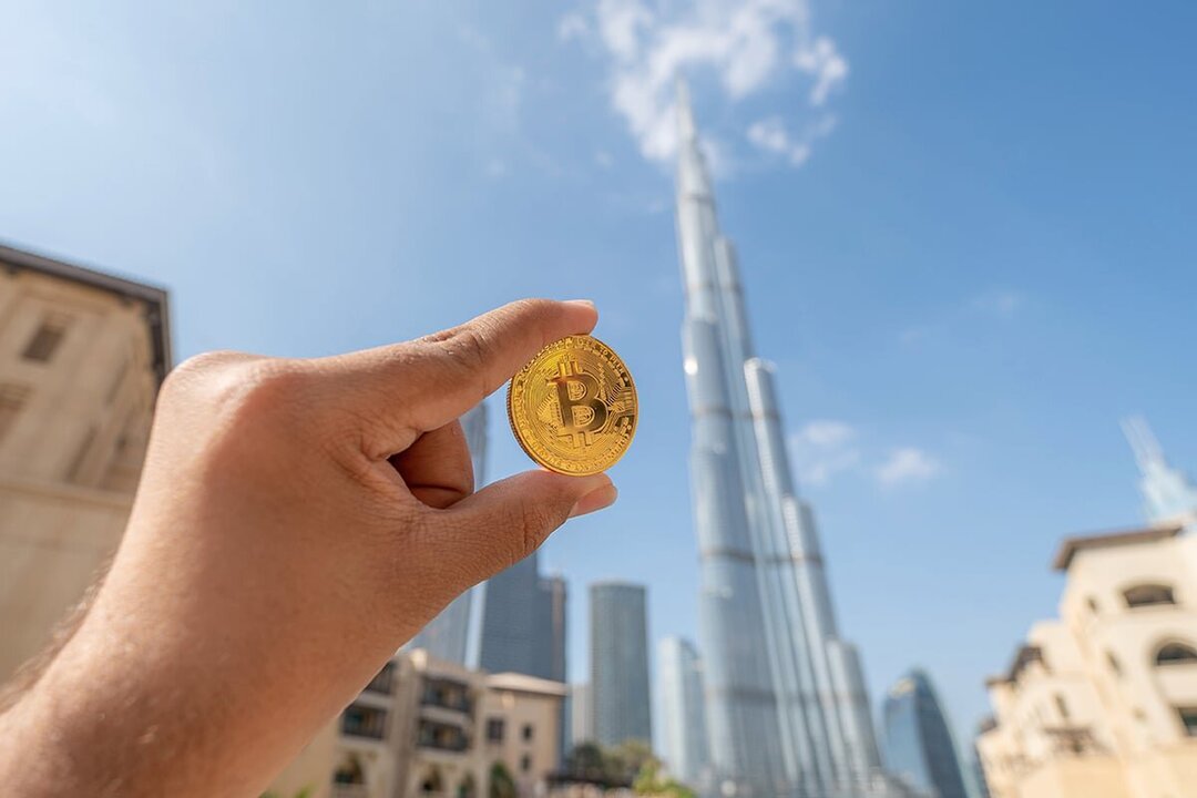 Dubai Emirates Embraces Cryptocurrency in $34 Billion Travel Tech Shift