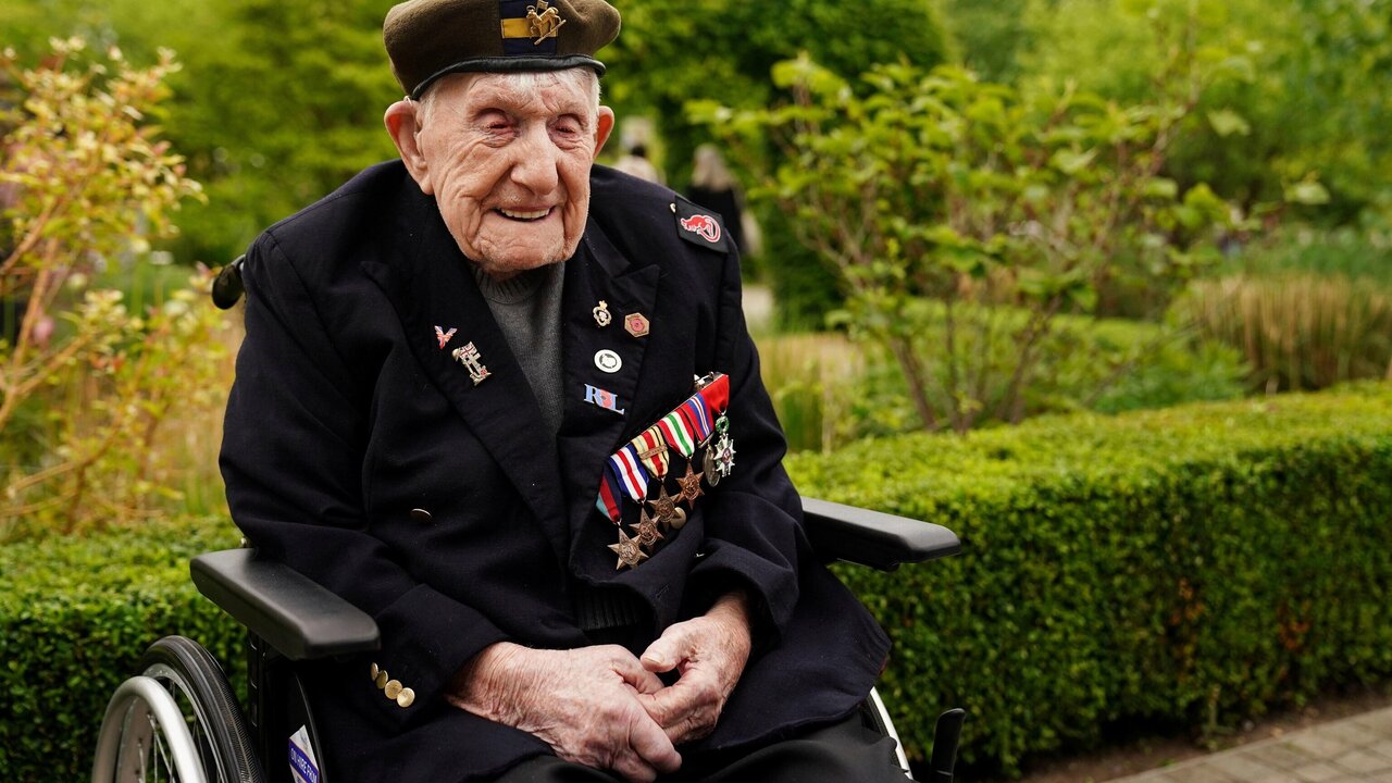 Britain’s Oldest WWII Veteran Dies at 110