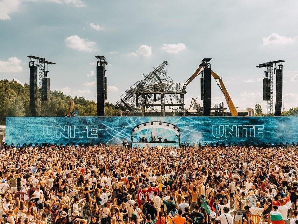 Tomorrowland Reopens After Fire With Help From Metallica