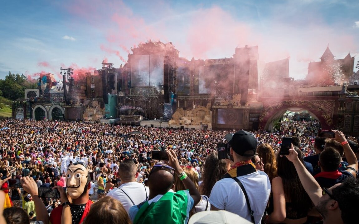 Canadian Woman Dies After Falling Ill at Tomorrowland
