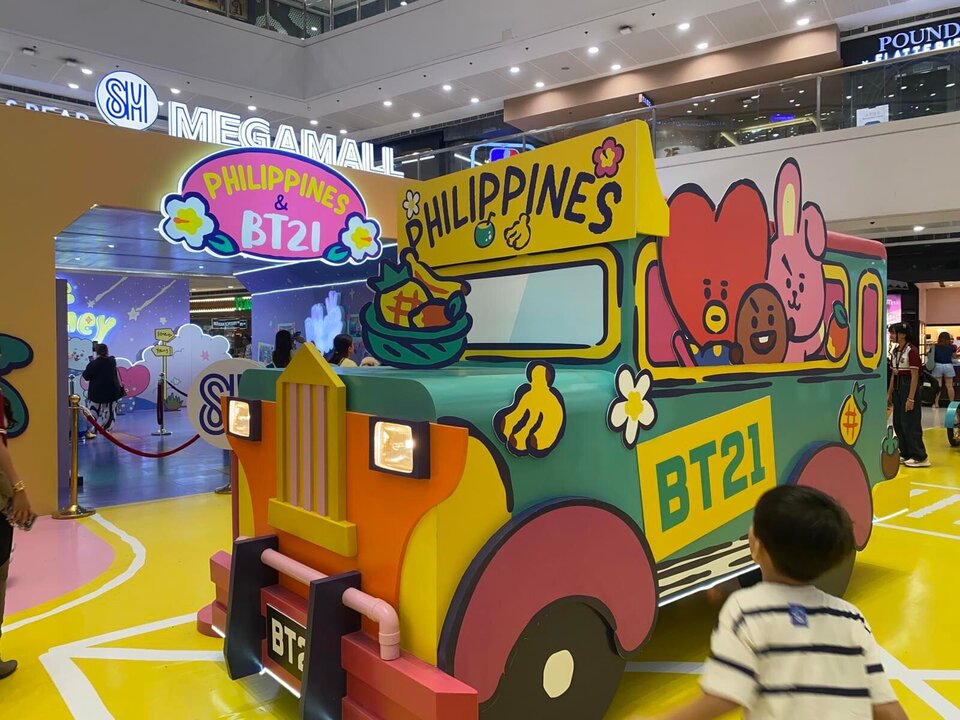 BT21 Pop-Up Opens at SM Megamall in the Philippines