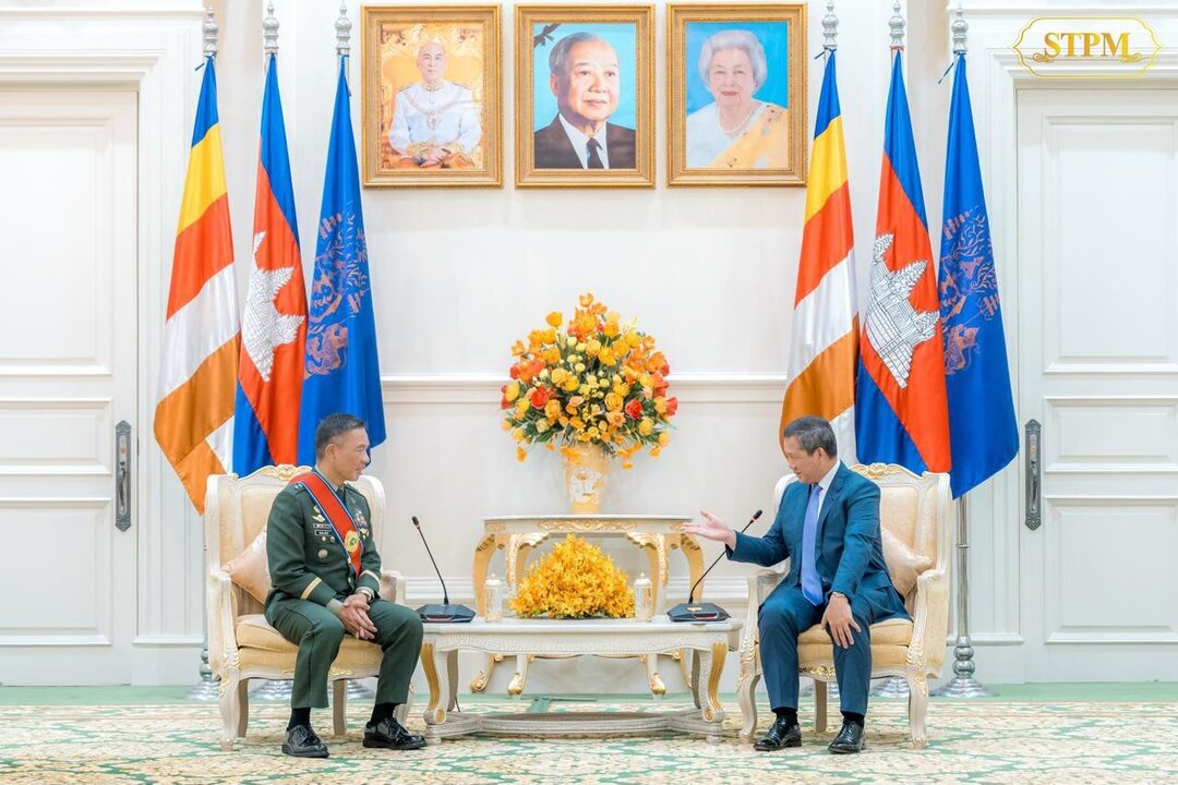 Philippines and Cambodia Pledge to Strengthen Defense Ties