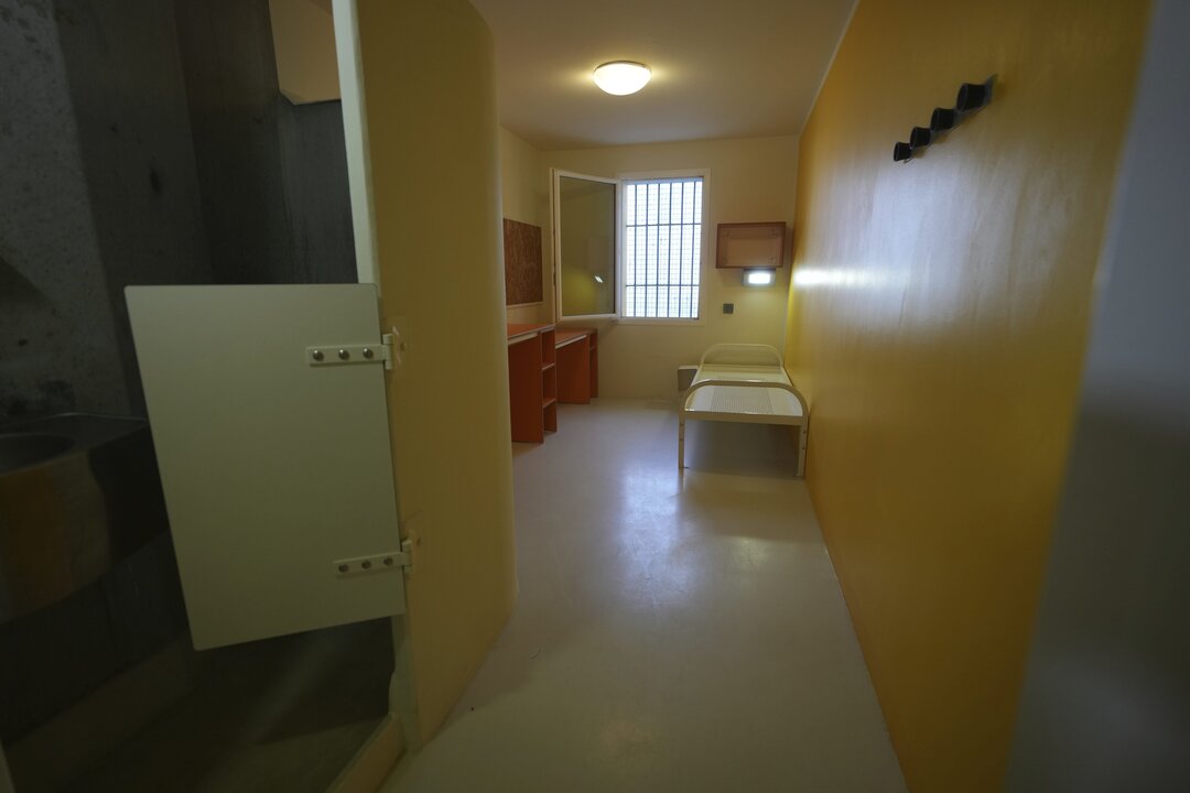 France Launches High-Security Prison Regime for Drug Lords