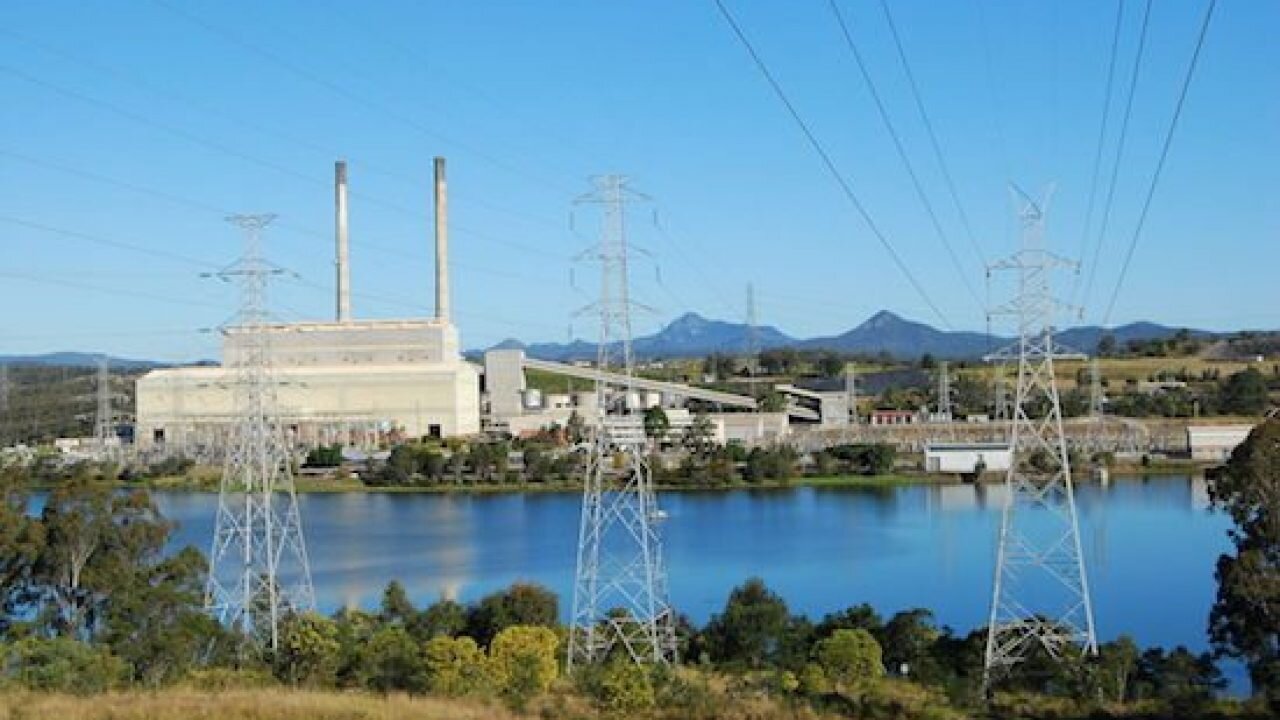 Tesla-Backed Battery Storage System Begins Operation in Queensland