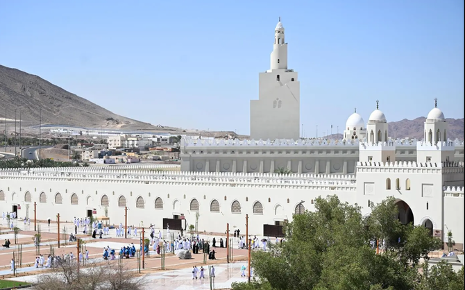 Madinah Authority Restores Historic Holy Sites