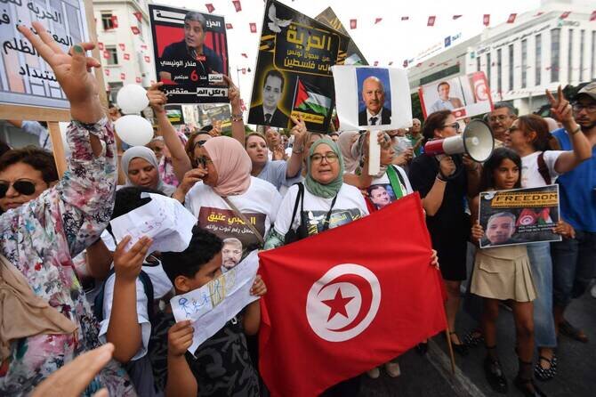 Tunisians Protest Against President Saied, Call Country an Open-Air Prison