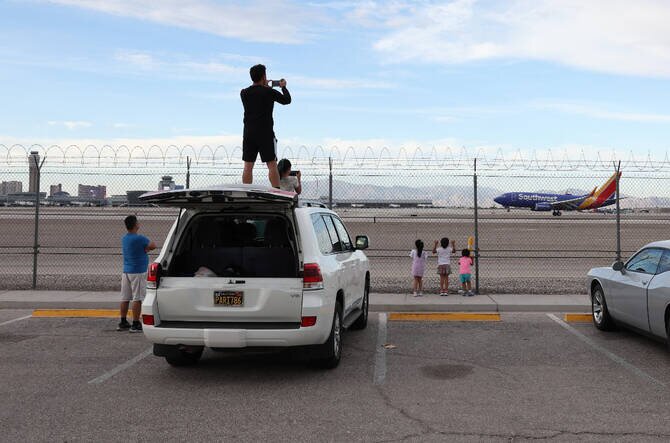 Southwest Airlines Flight Takes Dramatic Plunge in Response to Nearby Aircraft