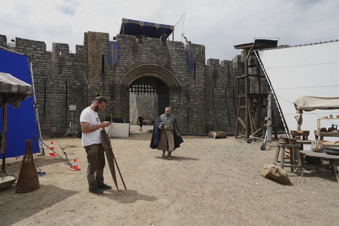 New TV Drama Brings Robin Hood to a Serbian Village