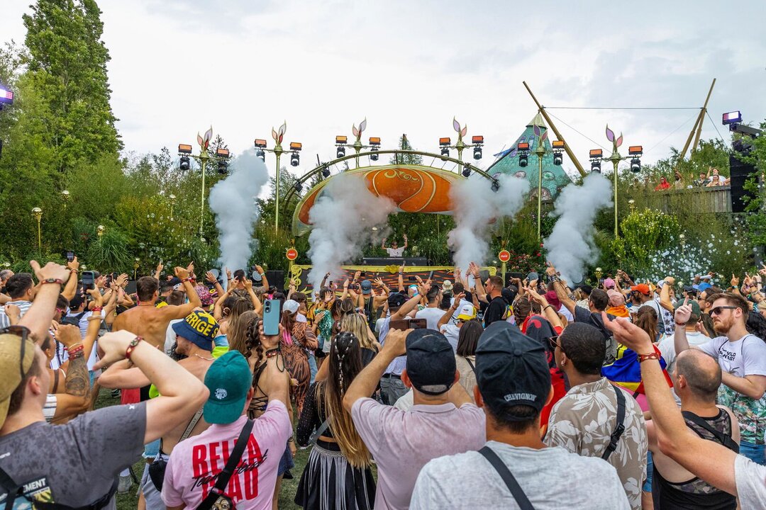 Tomorrowland 2025 Draws Global Crowd and Electrifying Performances