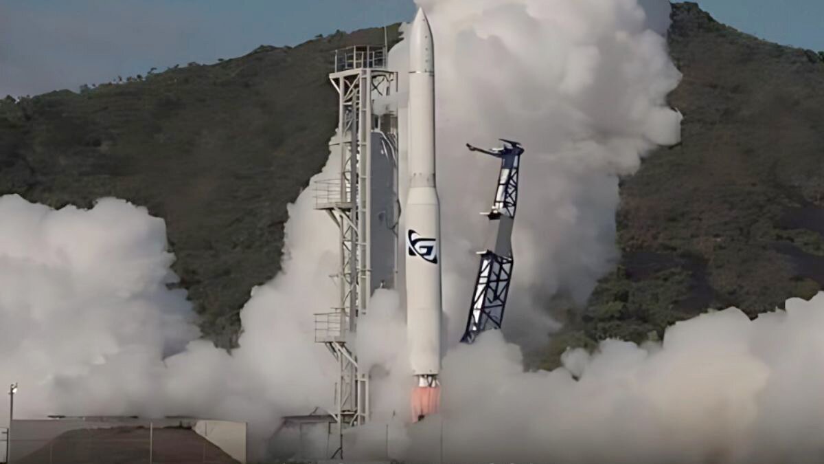 Australia’s First Orbital Rocket Crashes on Maiden Launch