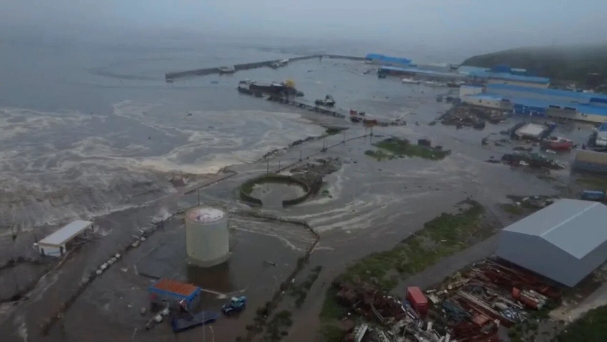 Tsunami Alerts Issued for Costa Rica After Massive Earthquake in Russia