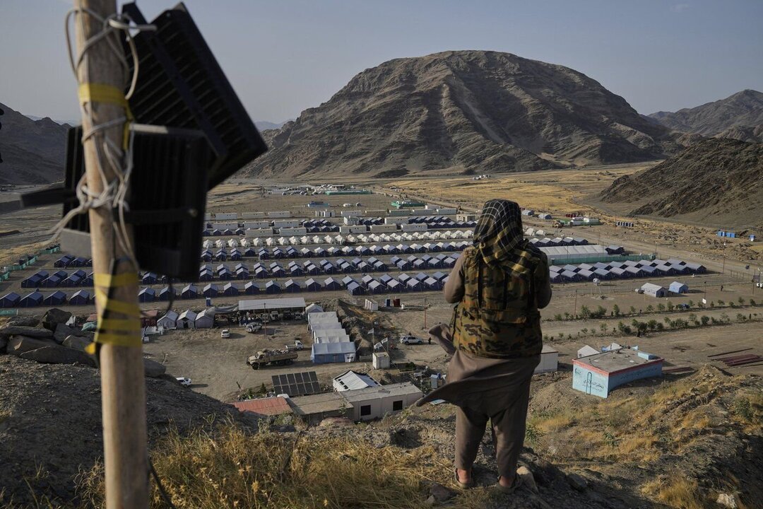 Taliban Condemns Iran Over Deportation of 1.8 Million Afghans