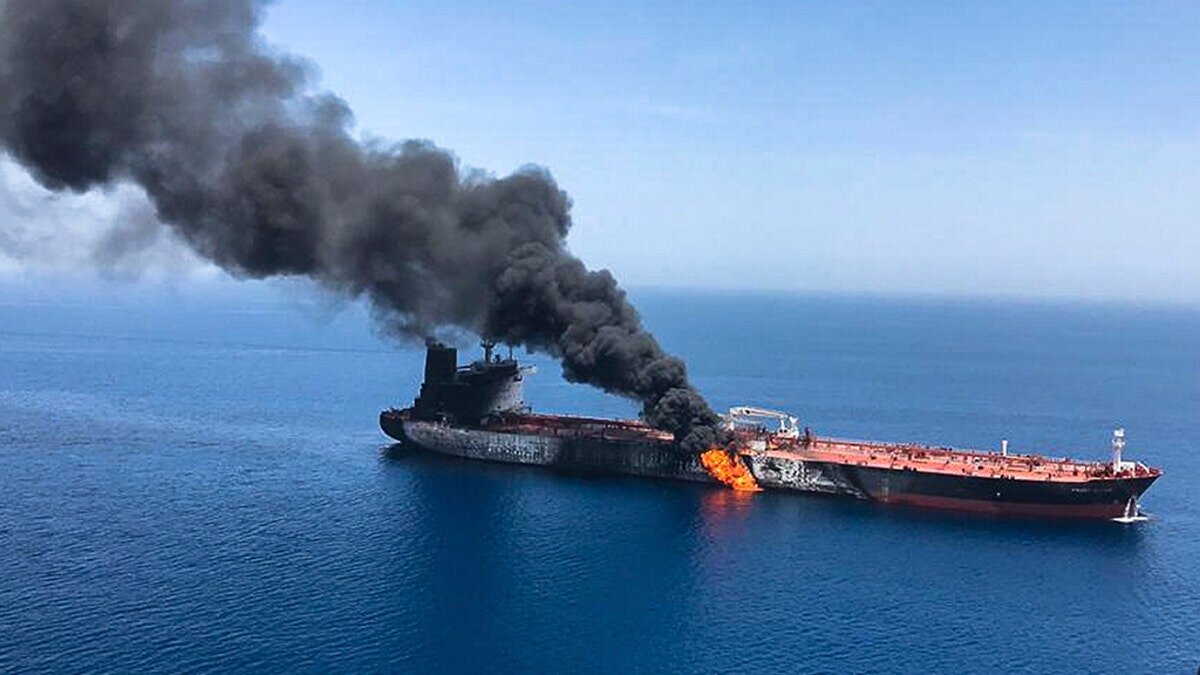 Iraq Flags Illegal Oil Tanker Loadings Amid US Pressure on Iran Ties
