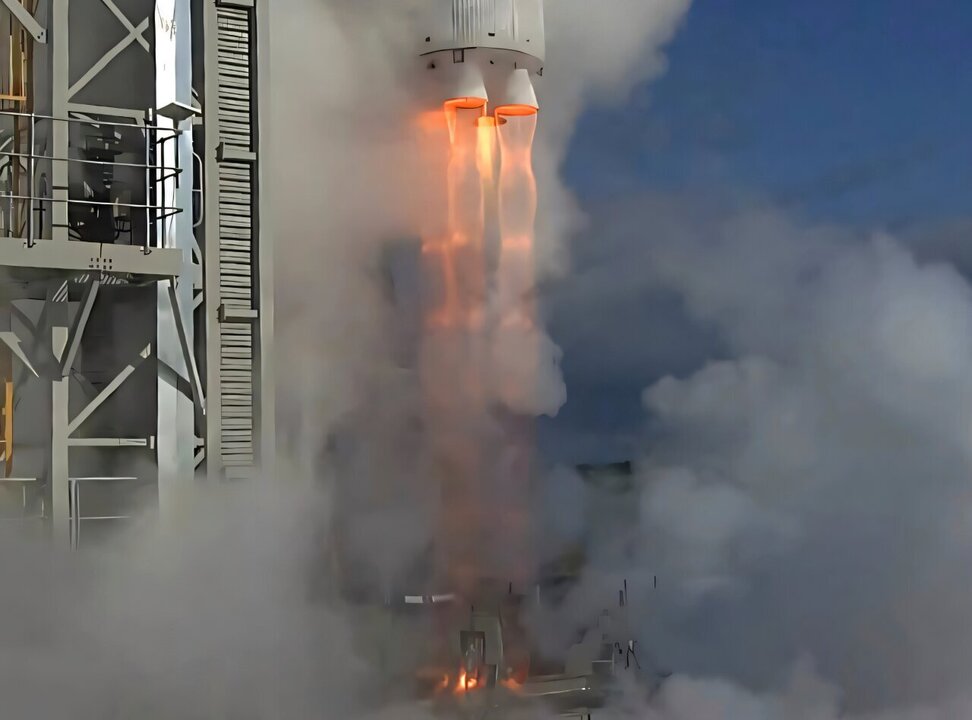Australian Rocket Fails Seconds After Launch