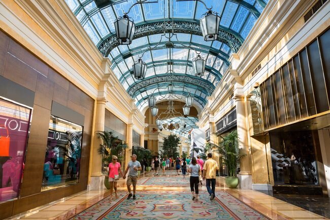 MGM تؤجل افتتاح منتجع دبي إلى عام 2028