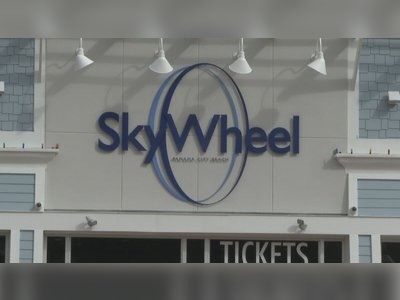 Dolly Parton’s Company Takes Over SkyWheel in Panama City Beach