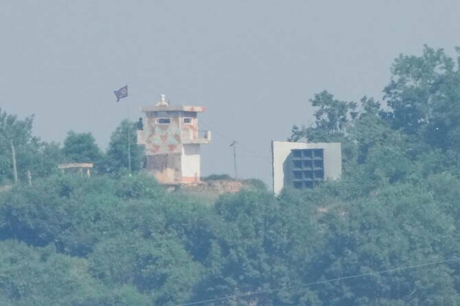 South Korea Commences Removal of Loudspeakers Along Border with North