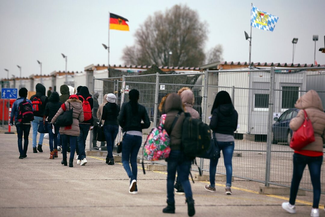 Asylanträge gehen in Deutschland stark zurück
