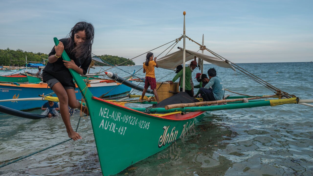 Climate Resilience Efforts Turn Filipino Fisherfolk into Farmers