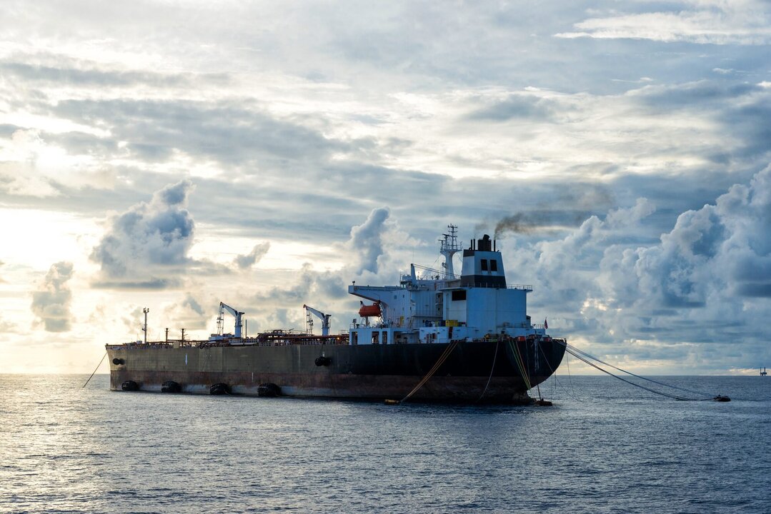 Panama Shuts Registry to Aging Tankers and Bulkers