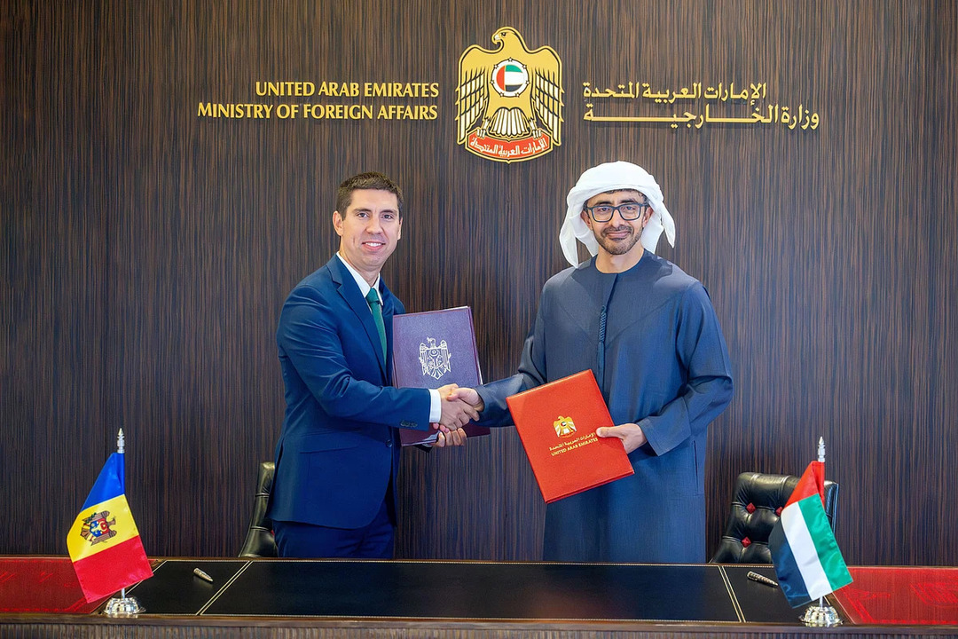 الإمارات ومولدوفا توقعان اتفاقية السفر بدون تأشيرة
