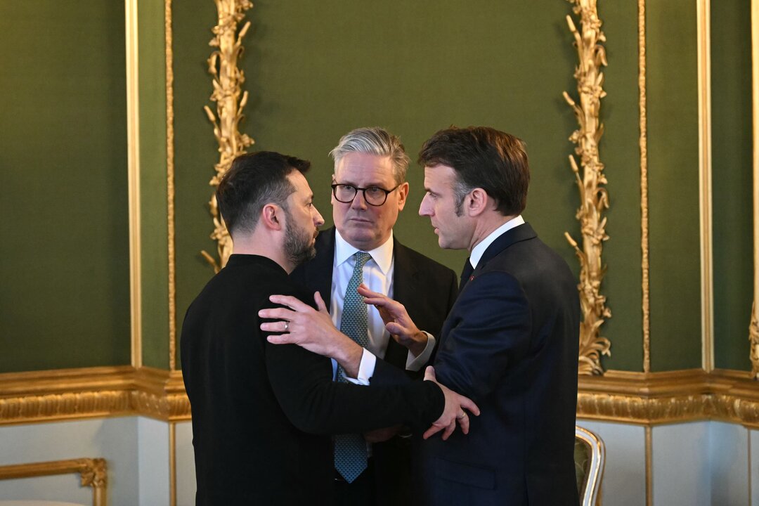 Macron Reaffirms Support for Ukraine Ceasefire in Talks with Zelensky